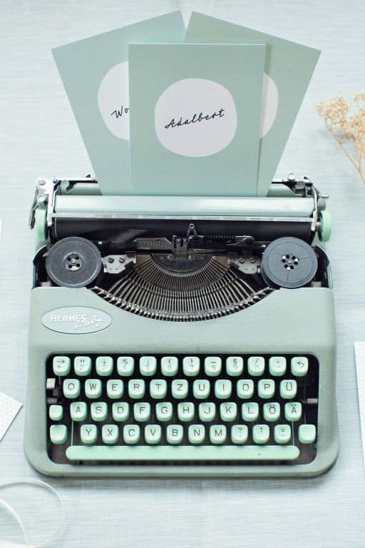 50ies wedding Vienna | www.hochzeitshummel.at | photo: peaches & mint