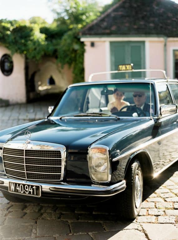 50ies wedding Vienna | www.hochzeitshummel.at | photo: peaches & mint