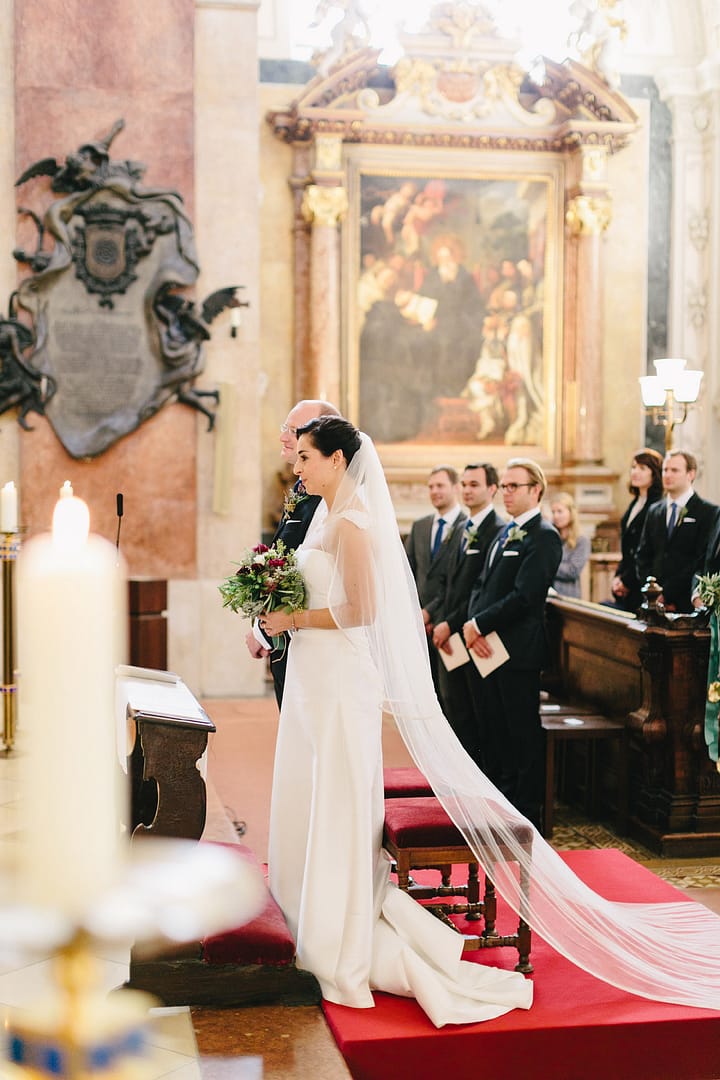 Hochzeit Schottenkirche Urban Wedding Vienna | hochzeitshummel.at | photos: Carmen & Ingo Photography