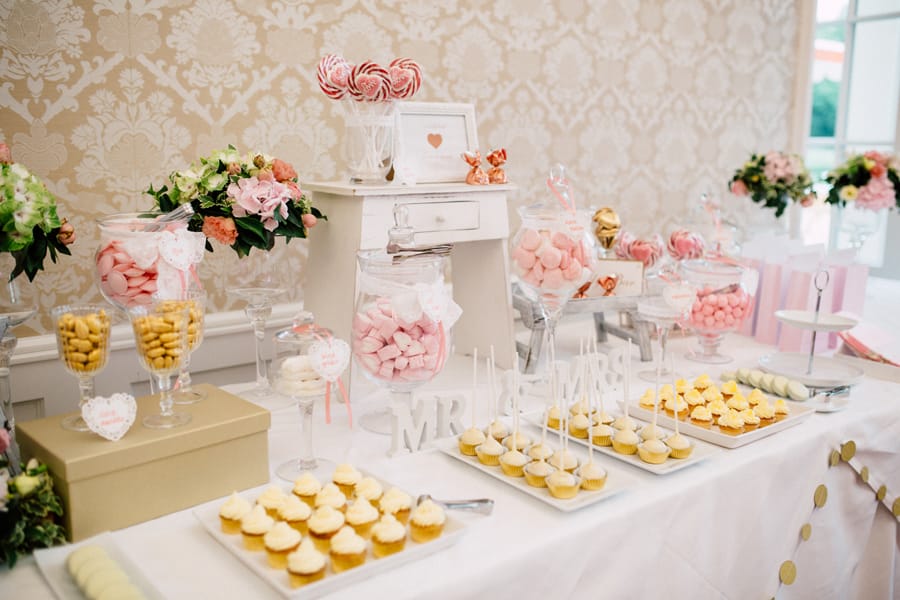 Hochzeit Schloss Laxenburg by hochzeitshummel.at | Photos: Tanja Schalling