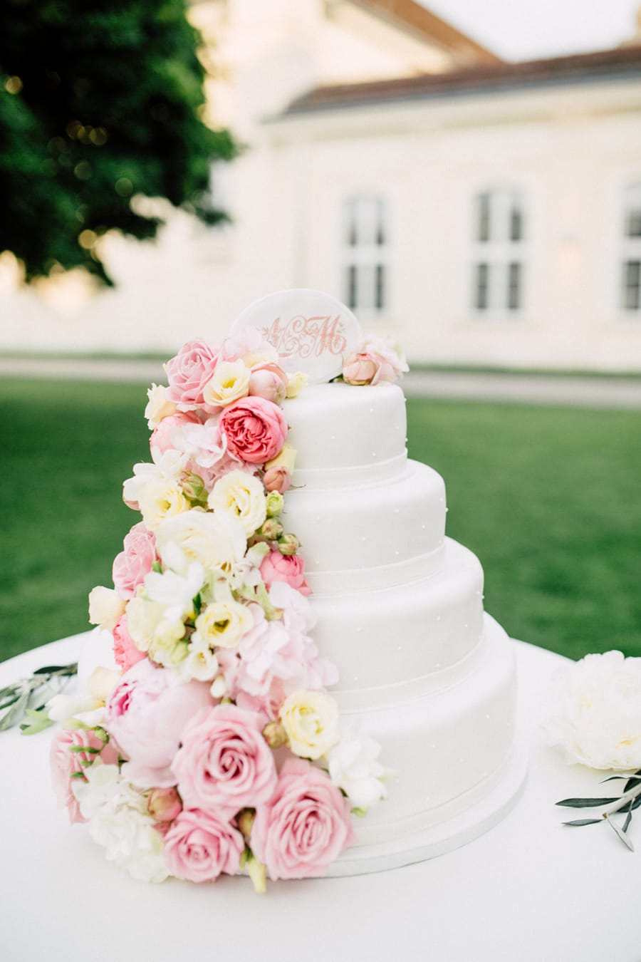 Hochzeit Schloss Laxenburg by hochzeitshummel.at | Photos: Tanja Schalling