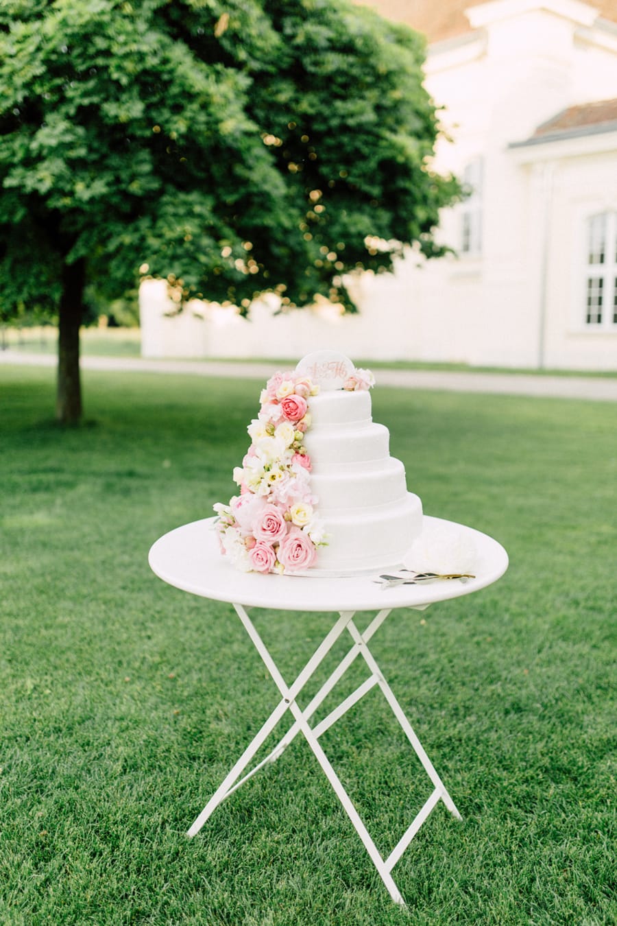 Hochzeit Schloss Laxenburg by hochzeitshummel.at | Photos: Tanja Schalling